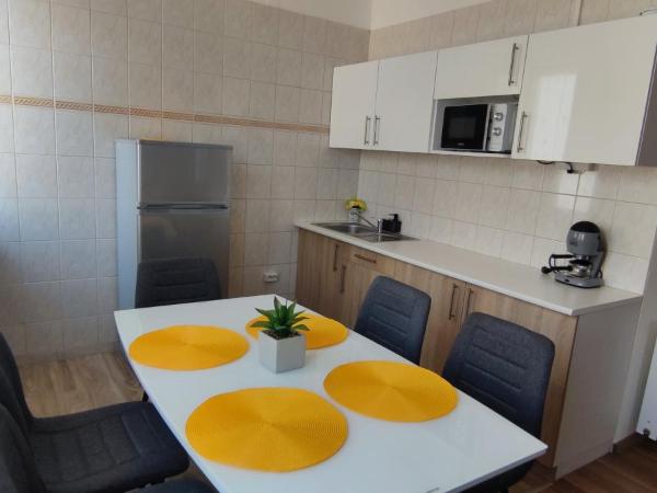 Nova Suites : photo 1 de la chambre appartement avec balcon