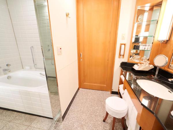 Imperial Hotel Osaka : photo 1 de la chambre suite junior double Étage impérial avec accès au salon - non-fumeurs