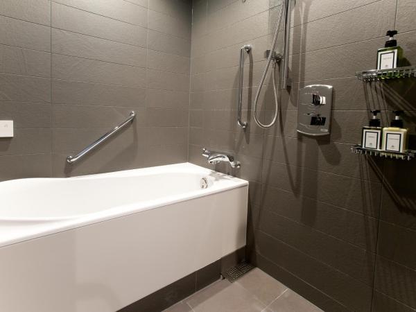 Hotel Granvia Osaka-JR Hotel Group : photo 2 de la chambre executive floor - twin room with view - non-smoking 30㎡	