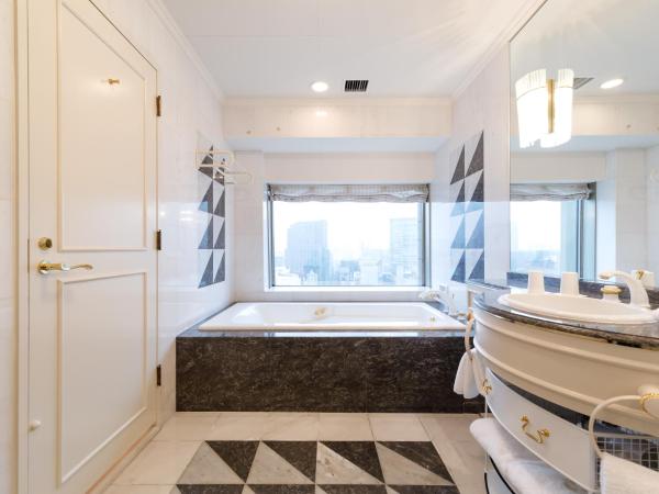 Dai-ichi Hotel Tokyo : photo 3 de la chambre suite avec accès gratuit au salon - non-fumeurs