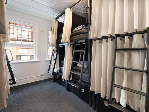 Potts Point Hostel : photo 7 de la chambre pod in mixed dormitory room
