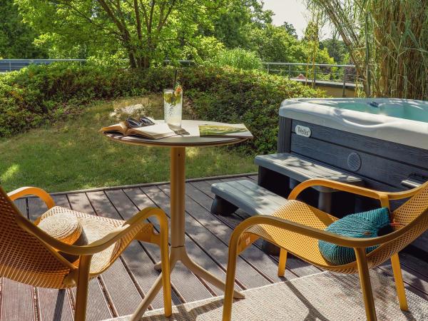 Imola Hotel Platán : photo 2 de la chambre suite deluxe avec baignoire spa