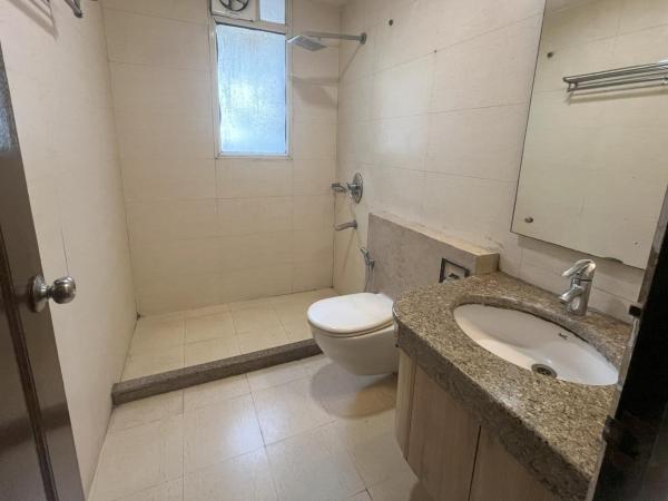 Pacific Inn Green, Gurgaon : photo 4 de la chambre chambre lit king-size