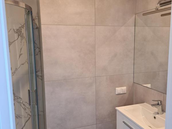 Kamienica Łódzka : photo 3 de la chambre chambre double avec salle de bains privative