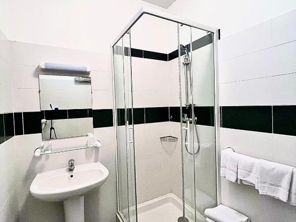 Le National : photo 5 de la chambre chambre lits jumeaux