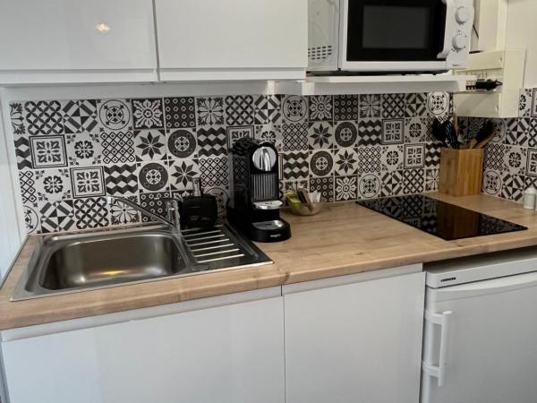 Villa Antoline : photo 8 de la chambre studio avec vue sur jardin