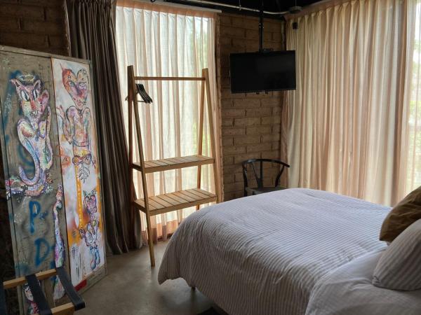 Hotel Argentina 323 : photo 1 de la chambre chambre double avec balcon