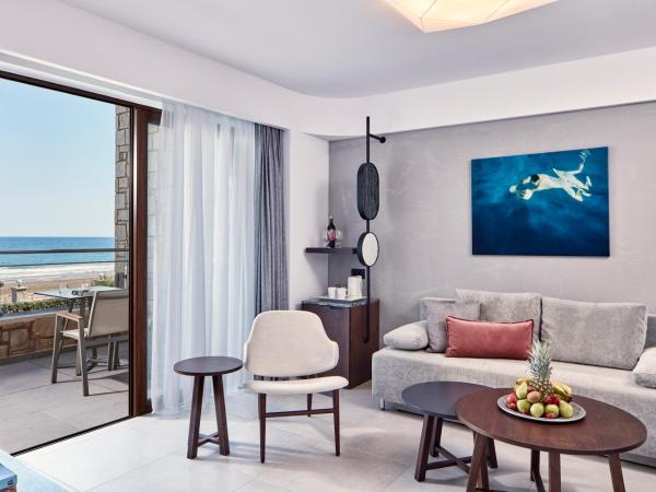 Atlantica Caldera Palace : photo 2 de la chambre suite familiale - vue sur mer