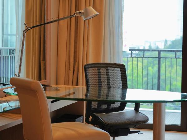 InterContinental Shenzhen, an IHG Hotel : photo 2 de la chambre chambre lit king-size classique avec vue sur jardin