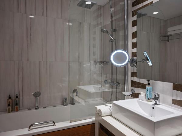 Atlantica Caldera Palace : photo 5 de la chambre chambre lits jumeaux/double - vue sur terres