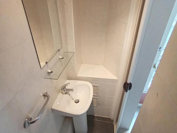 Caulaincourt Montmartre by Hiphophostels : photo 2 de la chambre lit simple dans dortoir masculin de 3 lits