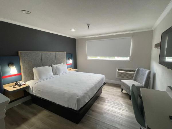 The Midtowner Hotel, SureStay Collection by Best Western : photo 4 de la chambre chambre lit king-size - non-fumeurs
