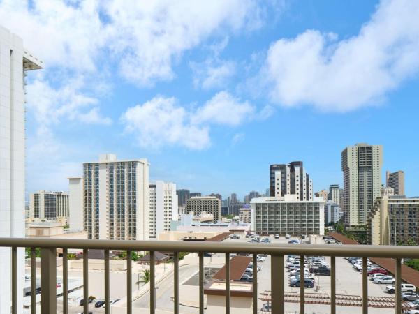 OHANA Waikiki East by OUTRIGGER : photo 3 de la chambre chambre lit king-size