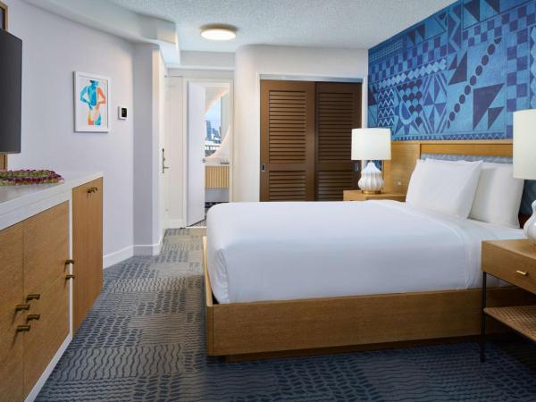 OHANA Waikiki East by OUTRIGGER : photo 2 de la chambre hébergement avec 2 lits doubles - vue sur waikiki