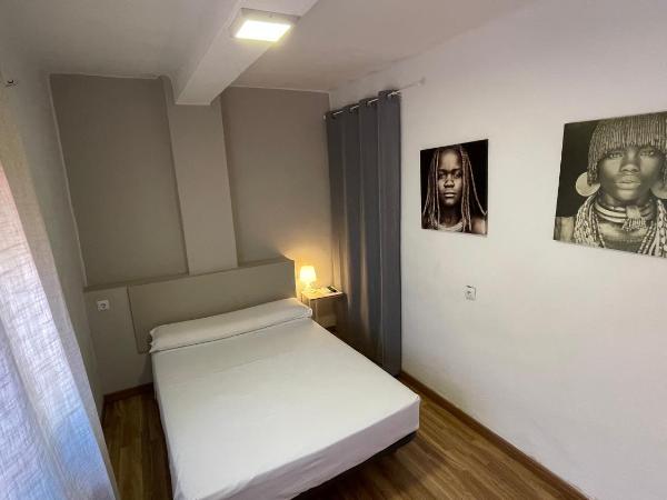 Pensión Duquesa Bed & Breakfast : photo 1 de la chambre superior double room shared bathroom