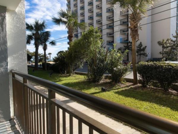 Grande Cayman Resort : photo 2 de la chambre north ocean view junior suite