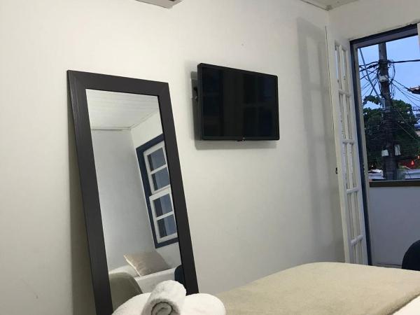 Brothers Suites Centro Búzios : photo 3 de la chambre chambre triple avec balcon