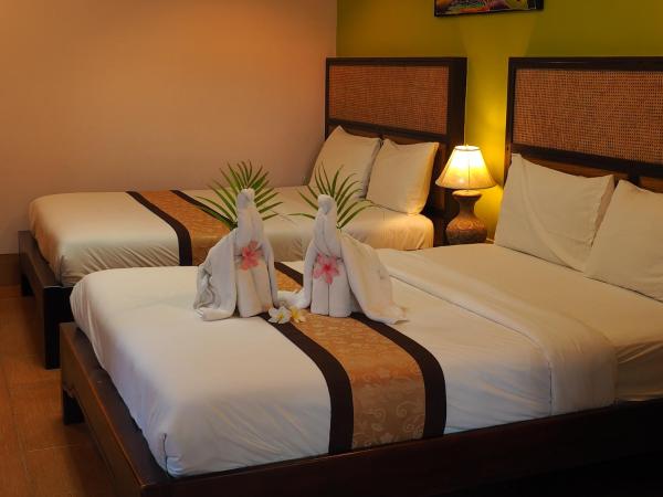 Koh Chang Bailan Beach Resort : photo 3 de la chambre bungalow familial supérieur