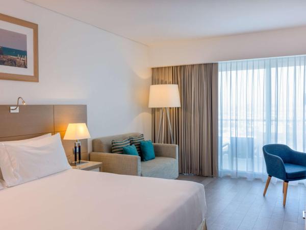 DoubleTree by Hilton Mazatlan, SIN : photo 8 de la chambre suite junior - vue sur ville