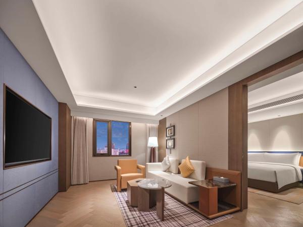 Doubletree By Hilton Beijing East Third Ring Road : photo 5 de la chambre suite deluxe avec lit king-size