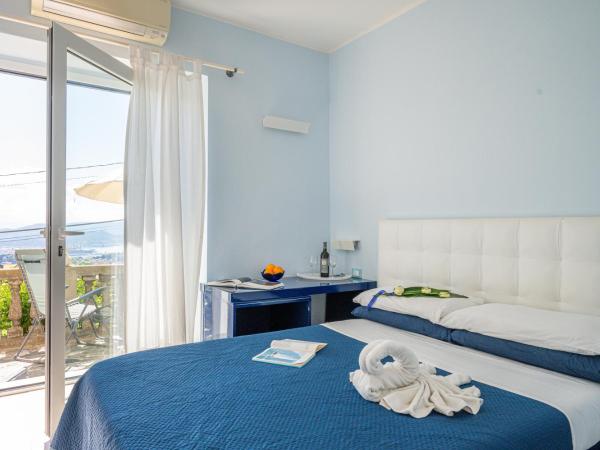 LINUS B&B by BREATHE LIGURIA : photo 5 de la chambre chambre quadruple premium
