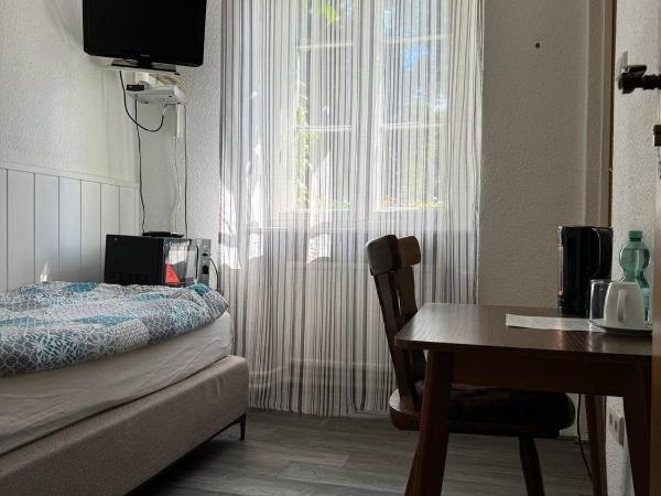 Landhotel Waldschänke : photo 3 de la chambre petite chambre simple