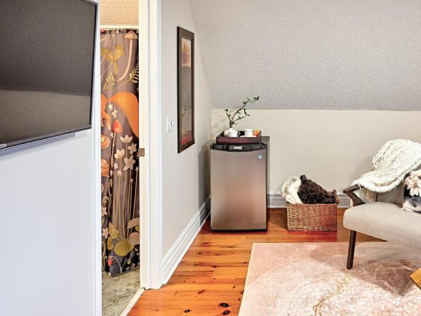 Welcome Home! Acores Bed & Breakfast : photo 7 de la chambre chambre lit king-size deluxe