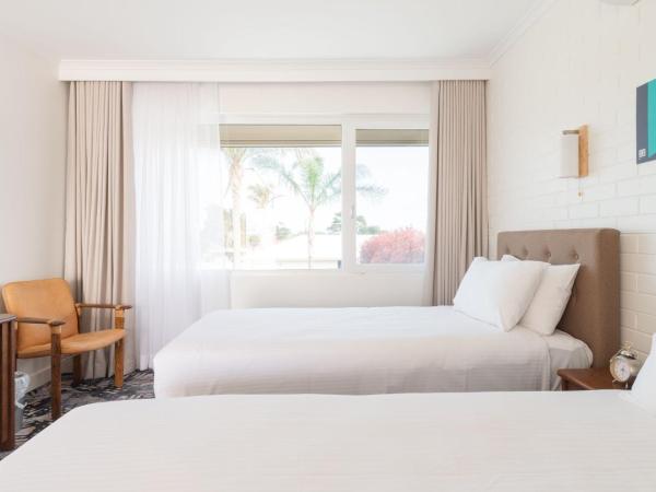 Best Western Adelaide Airport - Formerly Parador Inn : photo 4 de la chambre chambre lits jumeaux standard