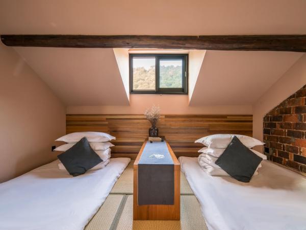 Suzhou Tree B&B - Suzhou Shushan Eco Village : photo 3 de la chambre chambre familiale - vue sur montagne