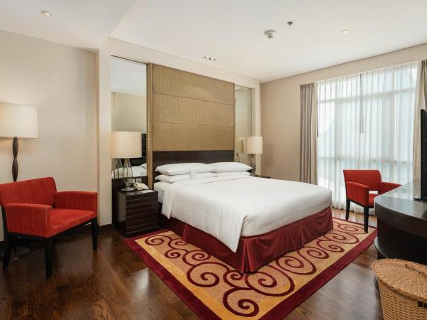 Sathorn Vista, Bangkok - Marriott Executive Apartments : photo 4 de la chambre suite 1 chambre lit king-size exécutive - vue sur ville