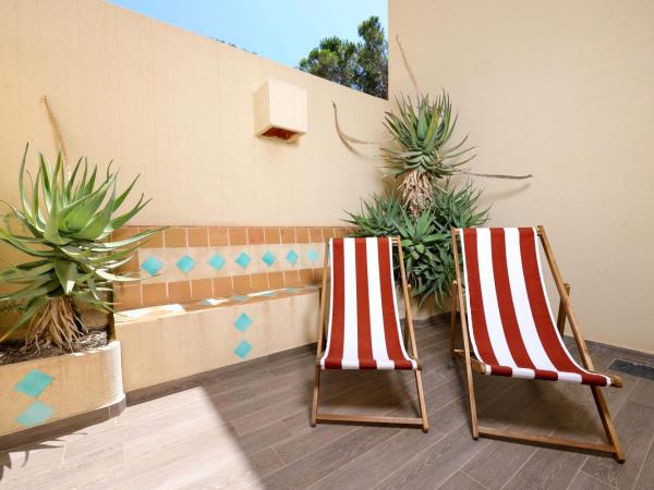 Le Saint Erasme, Hotel Eco Friendly : photo 5 de la chambre chambre triple classique avec patio