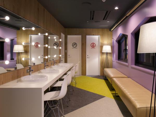 Booth Netcafe & Capsule : photo 2 de la chambre chambre capsule pour femmes