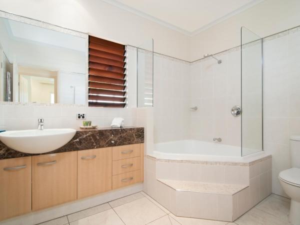 Paradise Links Resort Port Douglas : photo 10 de la chambre appartement 1 chambre - vue sur jardin