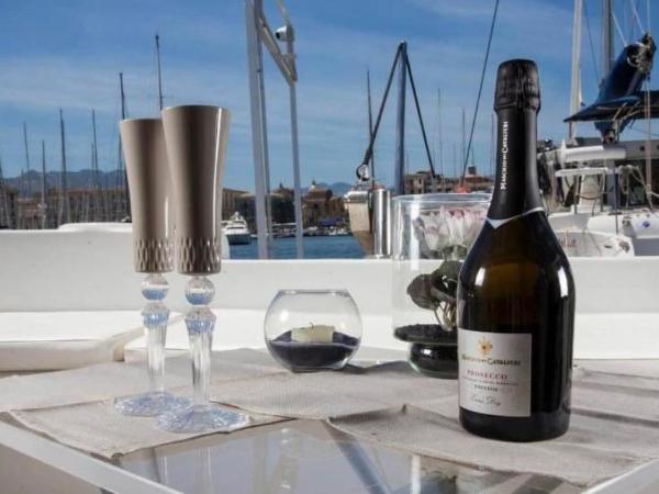 B&B yacht palermo : photo 1 de la chambre mobile home