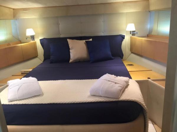 B&B yacht palermo : photo 4 de la chambre mobile home