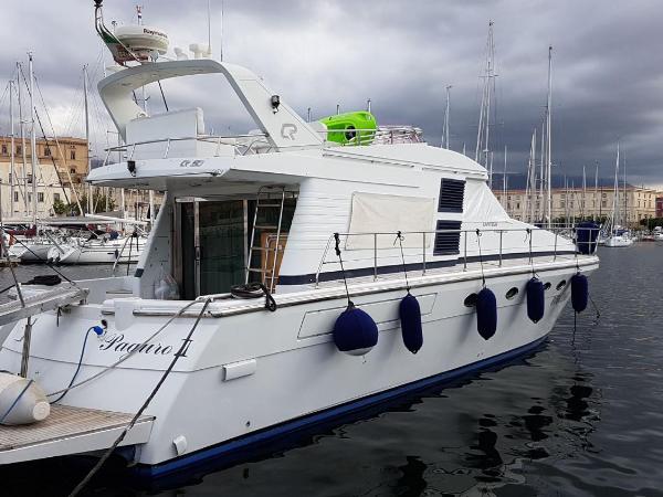 Yacht molo trapezioidale : photo 2 de la chambre mobile home