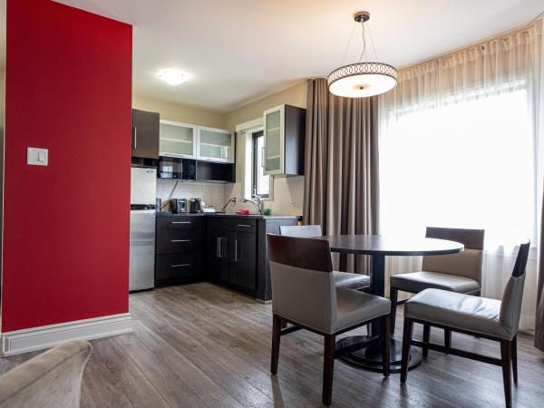 Ramada by Wyndham Ottawa On The Rideau : photo 3 de la chambre suite studio - accessible aux personnes à mobilité réduite - côté rivière - non-fumeurs