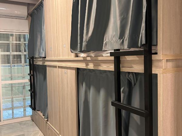 Hostel Sorolla Playa : photo 2 de la chambre lit dans dortoir mixte de 8 lits