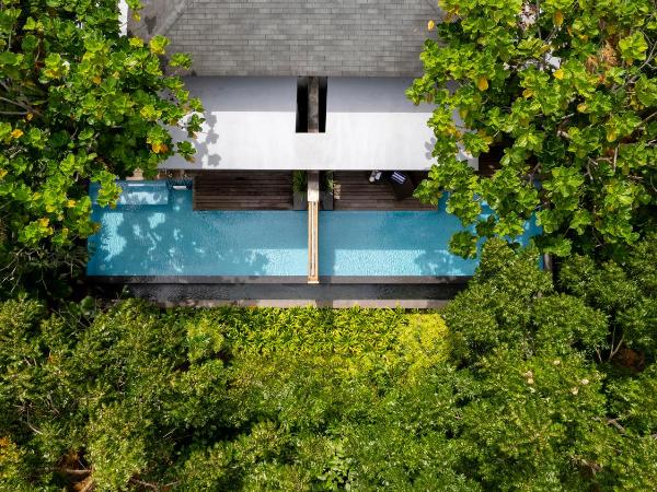 Mangala Estate Boutique Resort - Small Luxury Hotels of the World : photo 5 de la chambre villa amani avec piscine 