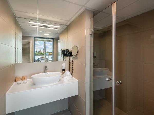 Hunguest Szeged - ex Forrás : photo 4 de la chambre appartement