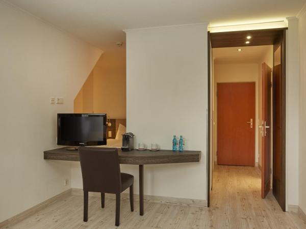 H+ Hotel Nürnberg : photo 4 de la chambre studio