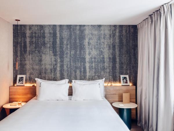 Hôtel de Lille - Saint-Germain des Près : photo 1 de la chambre suite club junior