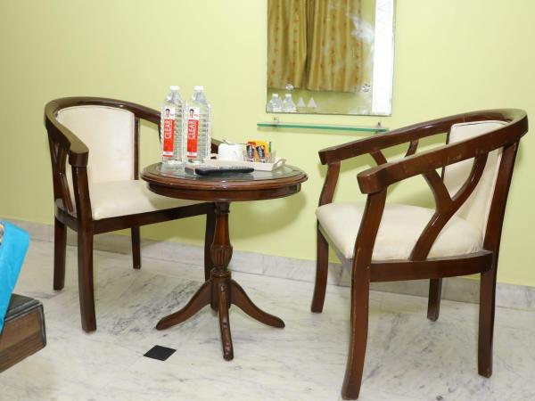 Hotel Silver Inn : photo 4 de la chambre chambre double standard