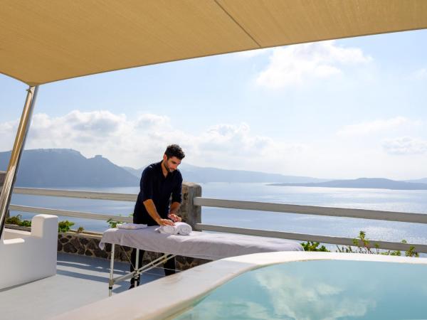 Thirea Suites : photo 6 de la chambre suite premium avec jacuzzi - vue sur caldeira