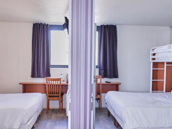 Brit Hotel Chambery : photo 1 de la chambre chambre familiale standard