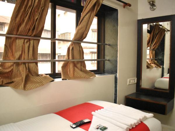 Hotel Kamal : photo 2 de la chambre chambre simple avec salle de bains privative