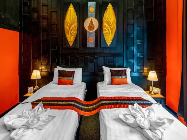 Andrassy Thai Hotel : photo 7 de la chambre chambre double ou lits jumeaux supérieure avec vue sur ville