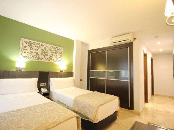 Hotel Venecia : photo 1 de la chambre chambre familiale