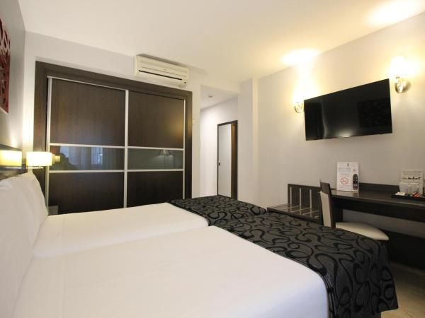 Hotel Venecia : photo 3 de la chambre chambre lits jumeaux