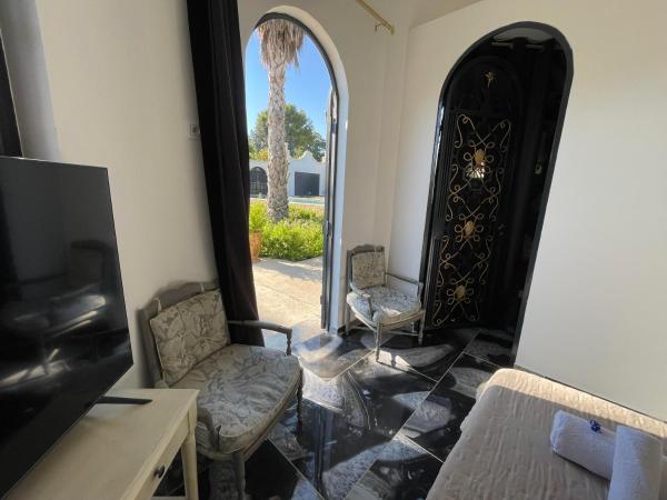 Maison Blue Palm Aix en Provence : photo 10 de la chambre villa avec piscine privée